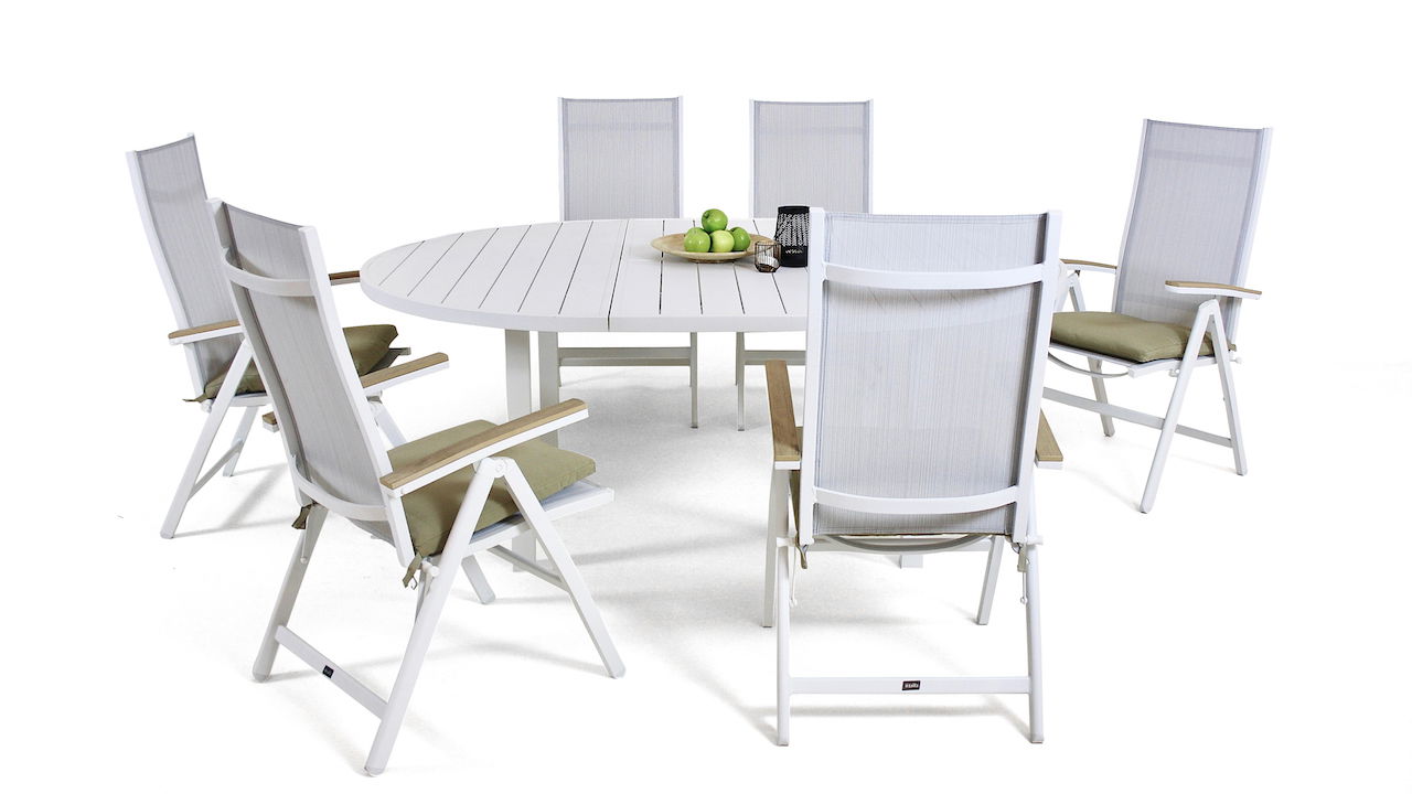 Salvador Dining 6